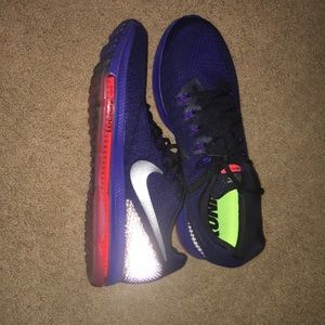 Nike “Zoom all Out” running shoes